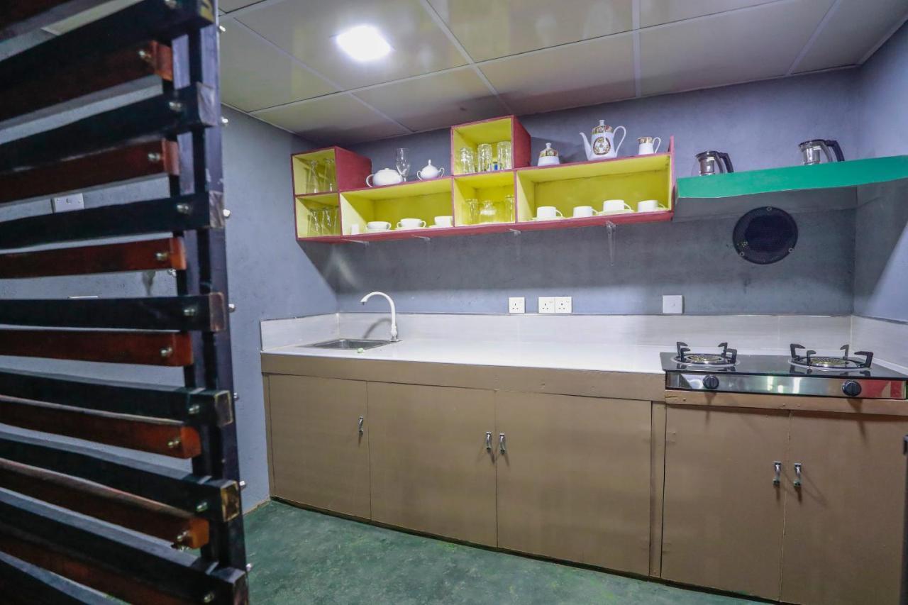 Zircon Ella Bed & Breakfast ภายนอก รูปภาพ