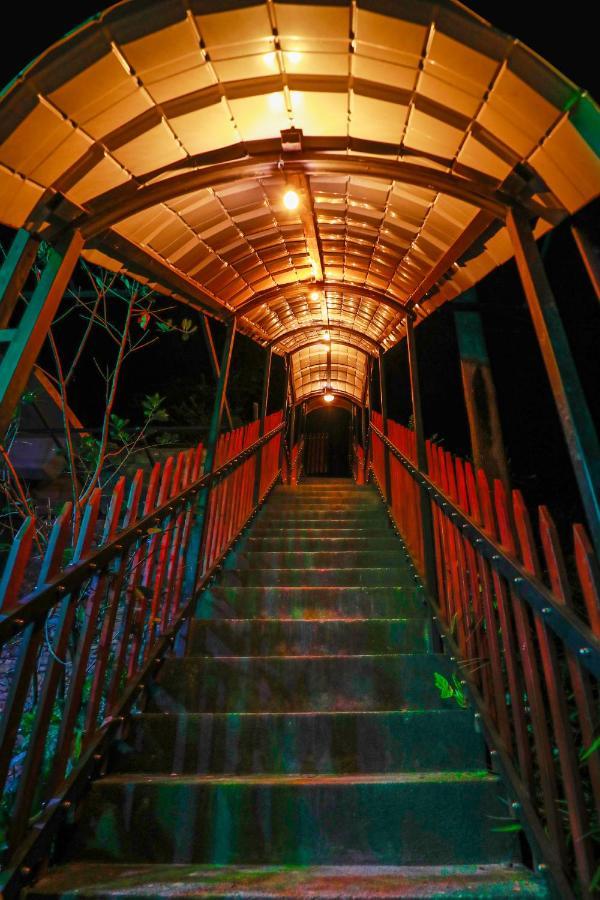 Zircon Ella Bed & Breakfast ภายนอก รูปภาพ