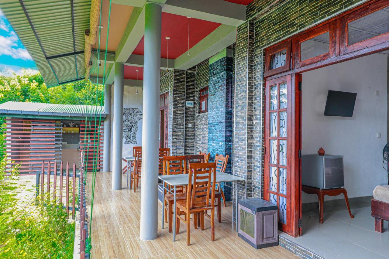 Zircon Ella Bed & Breakfast ภายนอก รูปภาพ
