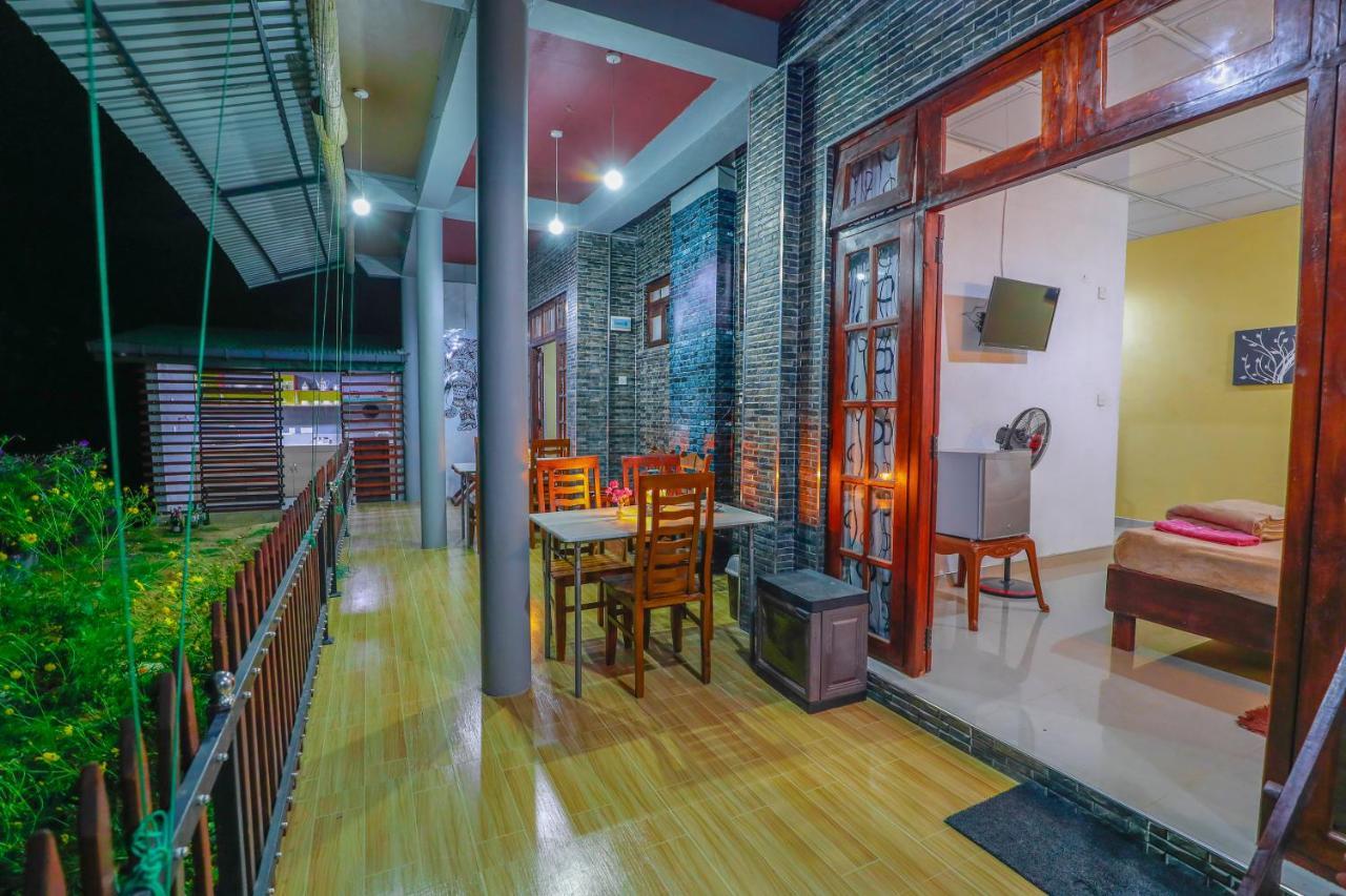 Zircon Ella Bed & Breakfast ภายนอก รูปภาพ
